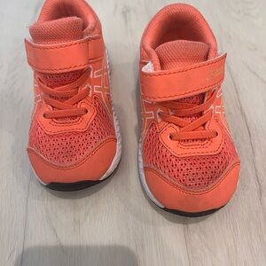 ASICS Kids' Girls Vibrant Coral Sneakers